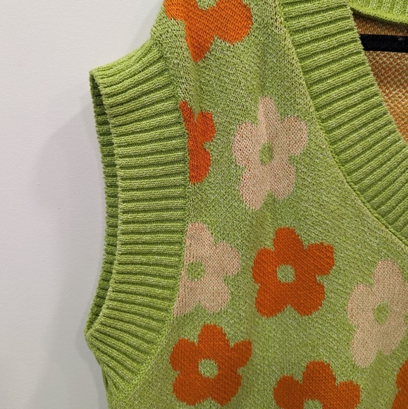 Zara Green Floral Sweater Vest - Picture 5 of 7